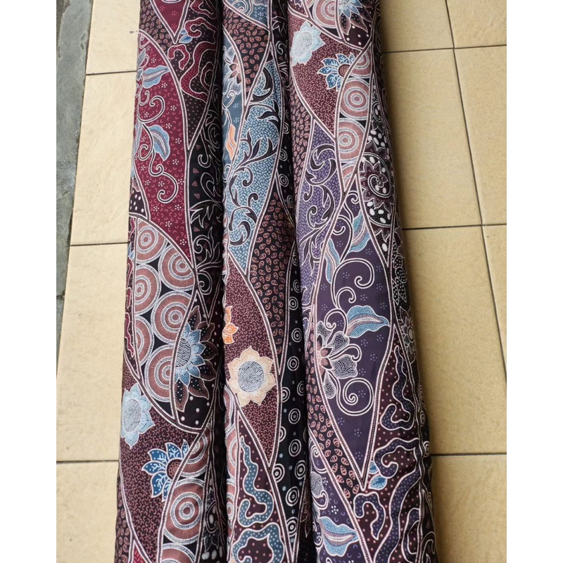 BATIK SILKY| BAHAN KAIN BATIK SILKY HALUS METERAN|KAIN BATIK METERAN