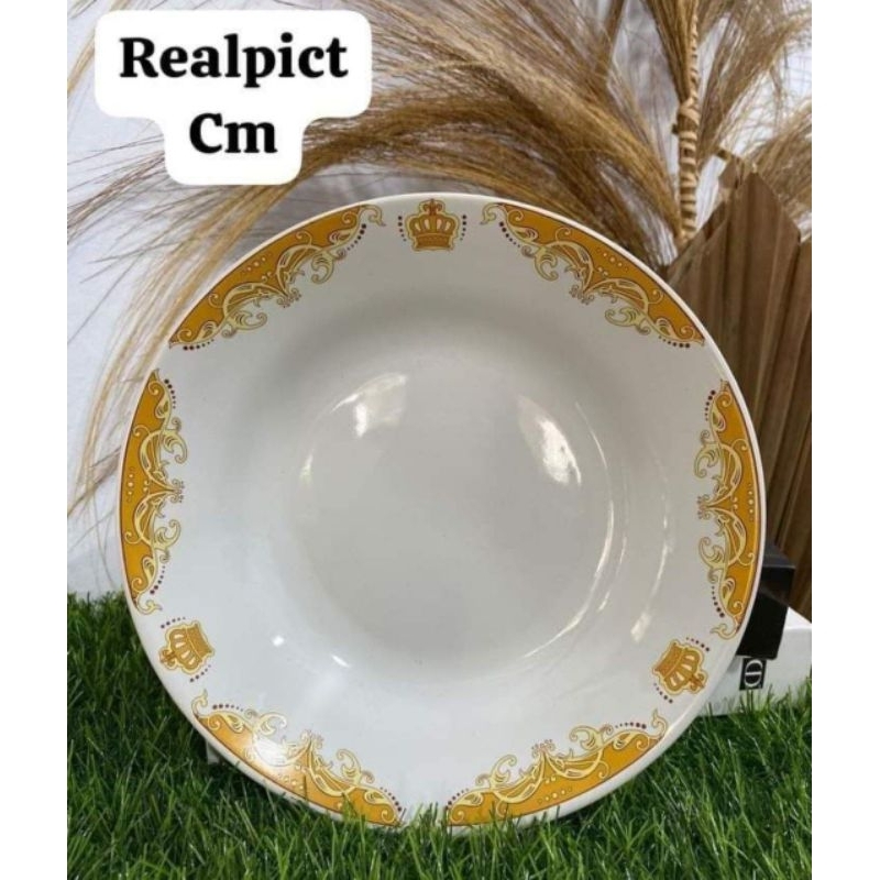 Piring mahkota keramik