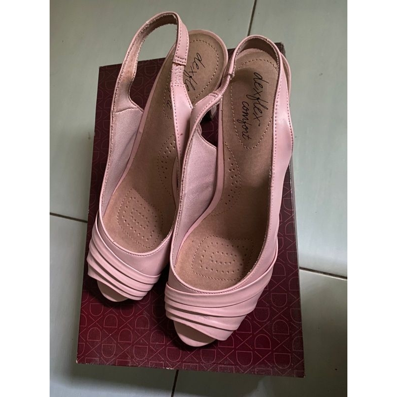 Heels payless pink by dexter comfort like new size 39