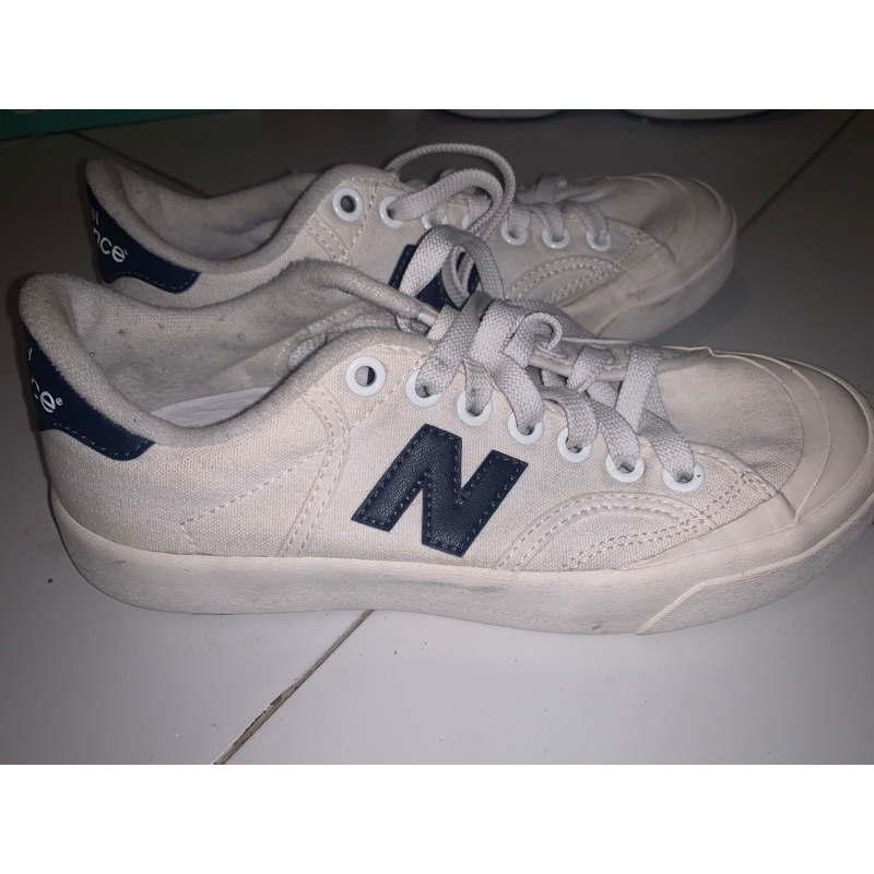 NEW BALANCE CT300 (SIZE 37)