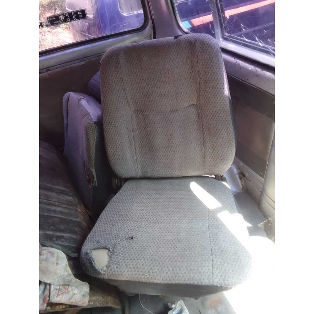 Jok Belakang Sebelah Kiri Daihatsu Espass