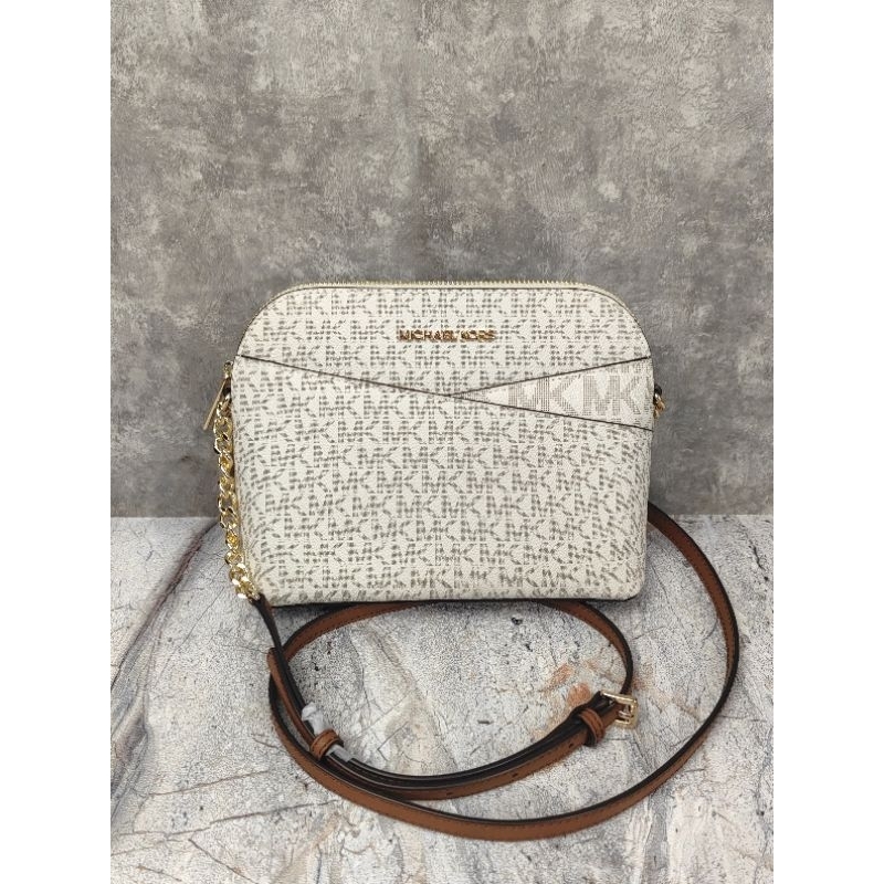 MK jet Travel medium dome signature vanilla brown