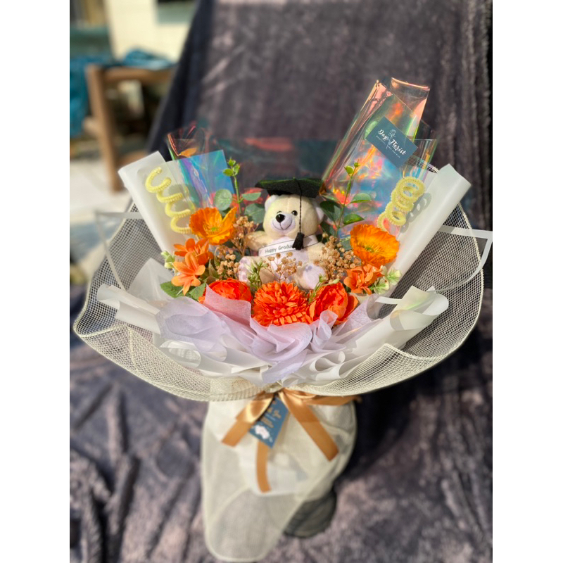 

BUKET WISUDA / BUCKET BONEKA / GRADUATION BOUQUET