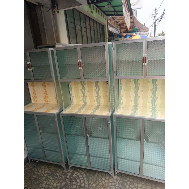 RAK PIRING KACA 2PINTU MODERN MINIMALIS /RAK PIRING BANDUNG
