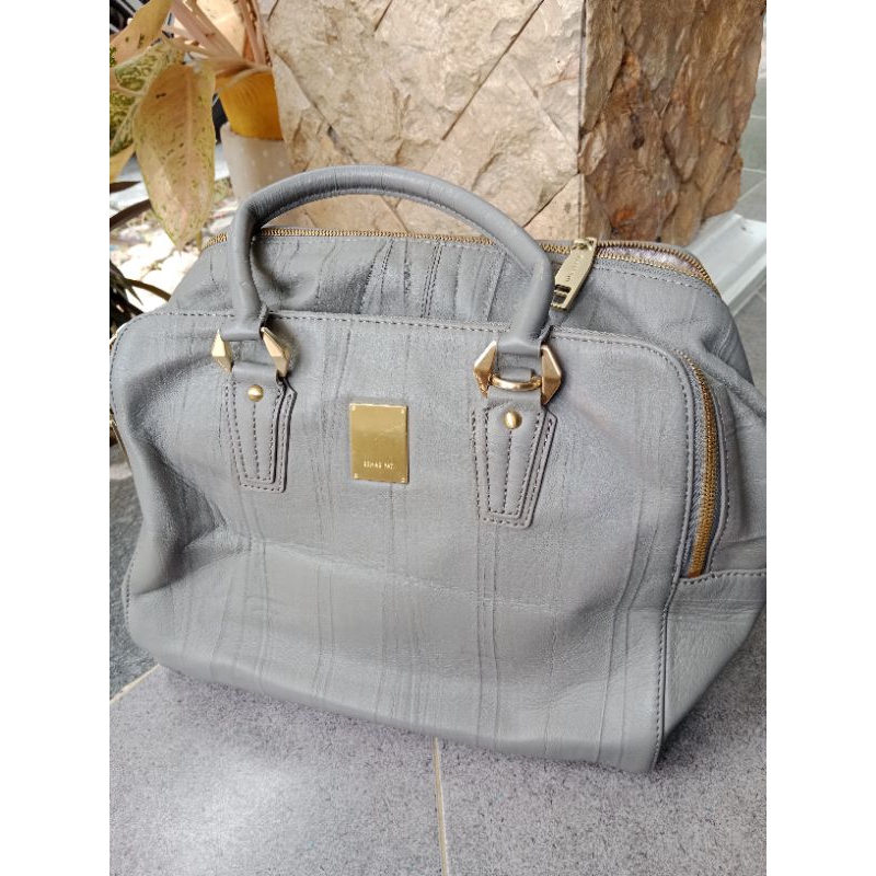 tas preloved brhas pati