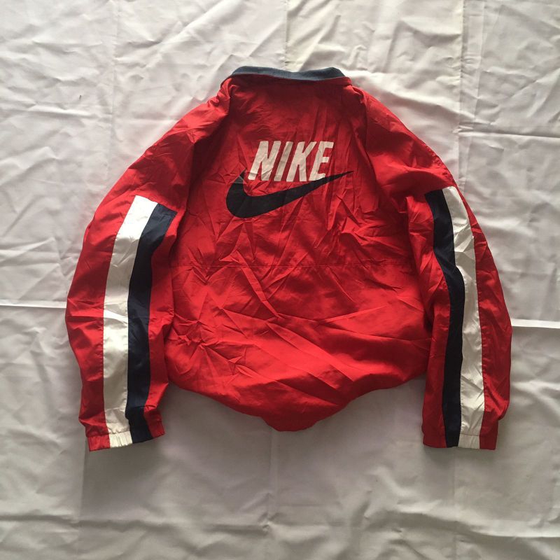 WINDBREAKER NIKE BIG LOGO