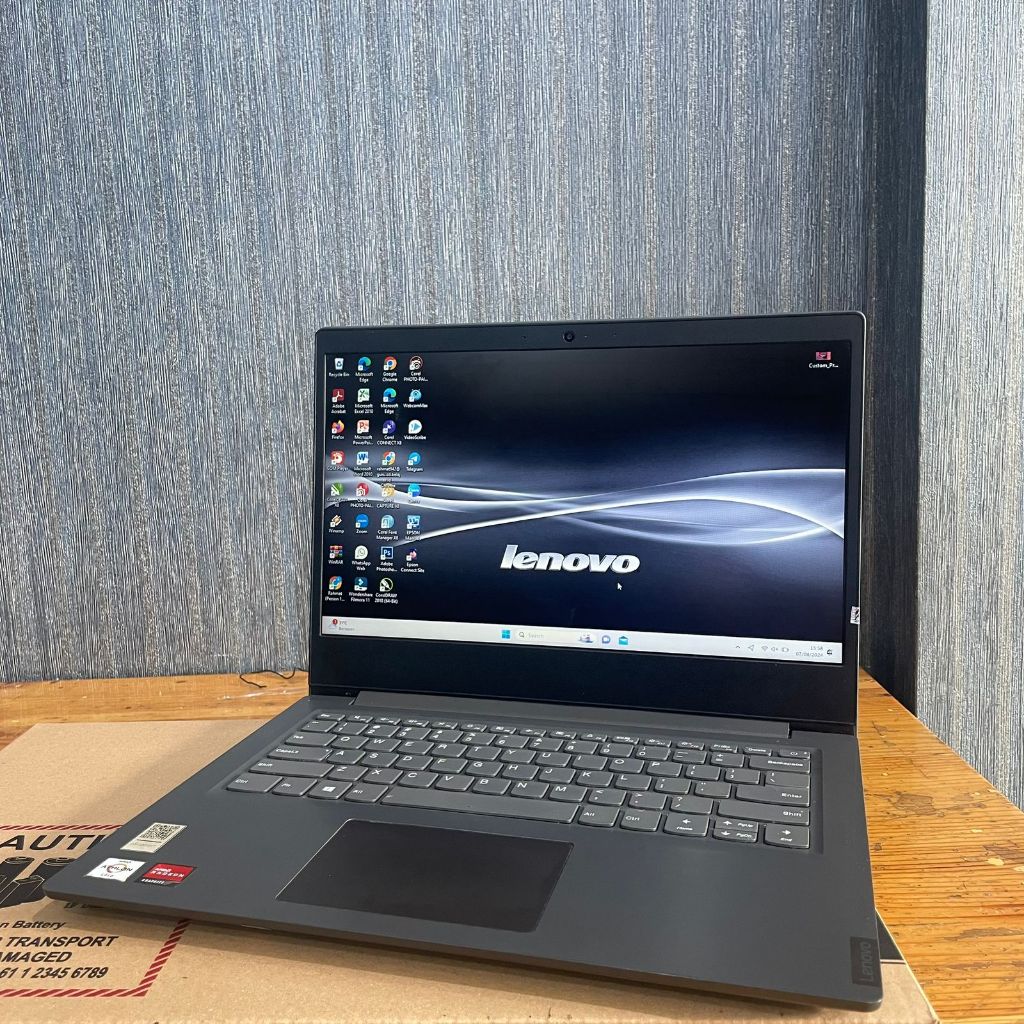 Laptop Lenovo Slim V14, Amd Athlon Gold - 3150U, Vga: - Amd Radeon TM Graphics, Ram 4 Gb / SSD 256Gb