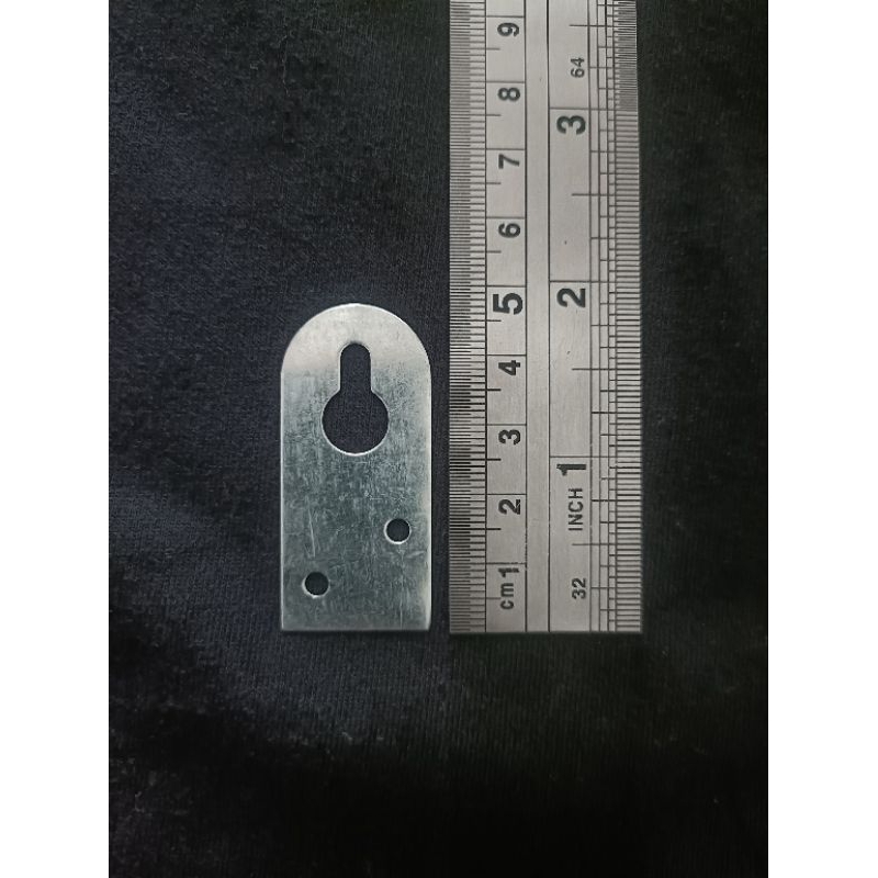 Gantungan Pigura Kecil (GPS) per 50pcs