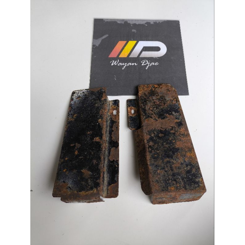 Plat cover tutup aki Jialing kancil original bekas copotan motor