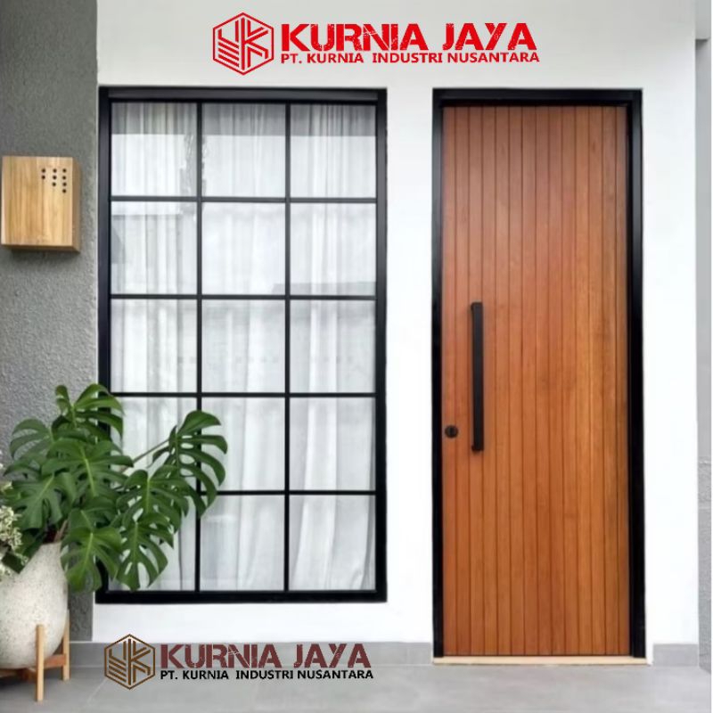 Pintu Utama Model Garis Solid Kayu Mahoni
