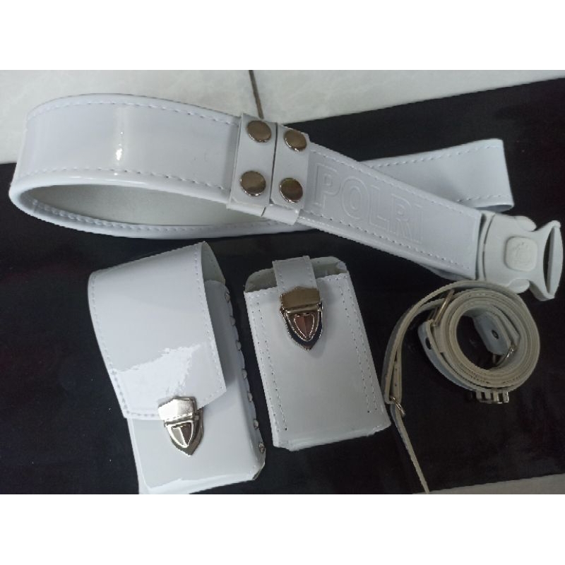 Kopel setelan Polri putih lengkap