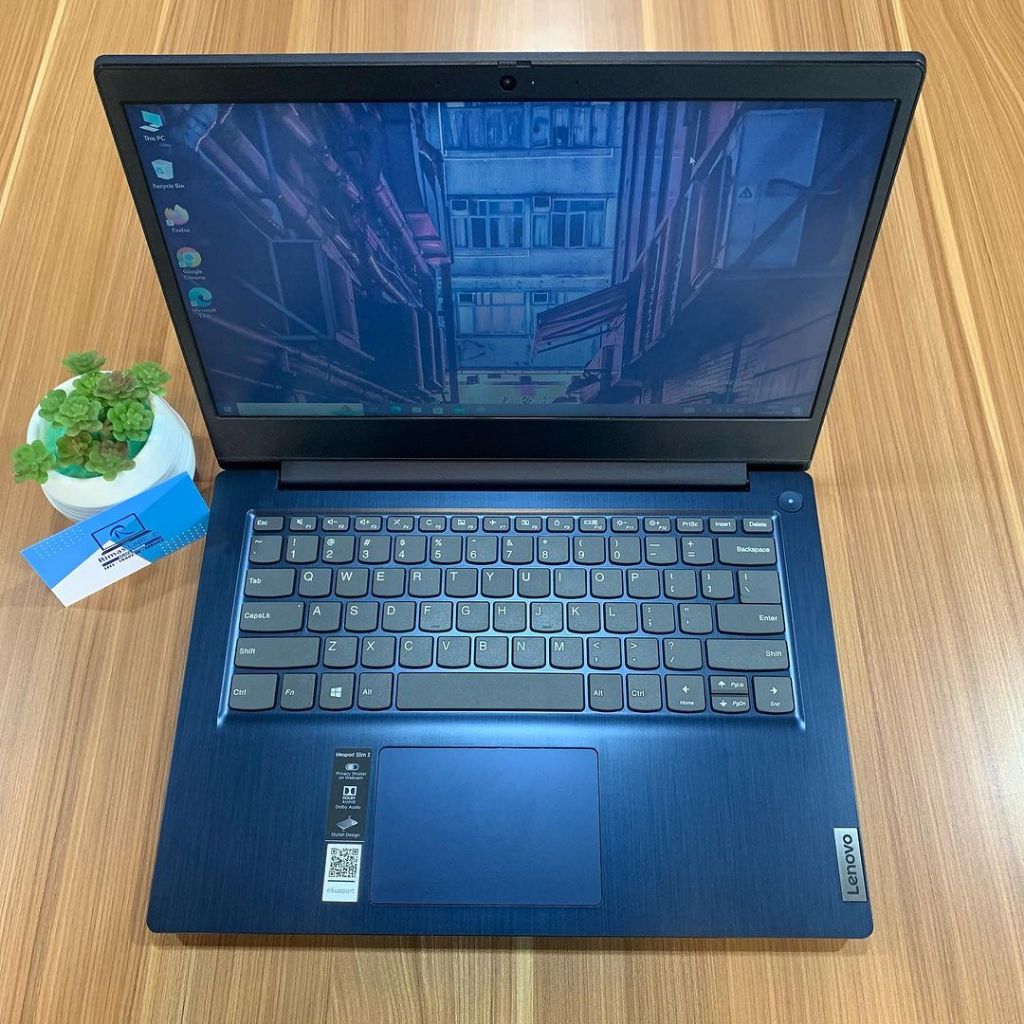 LENOVO IDEAPAD SLIM 3 AMD 3020E RAM 4/256GB SECOND/BEKAS