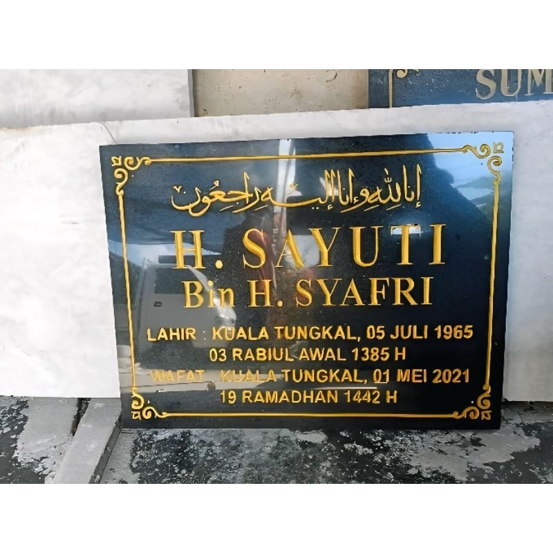 Papan Nisan Granit Alam Ukiran