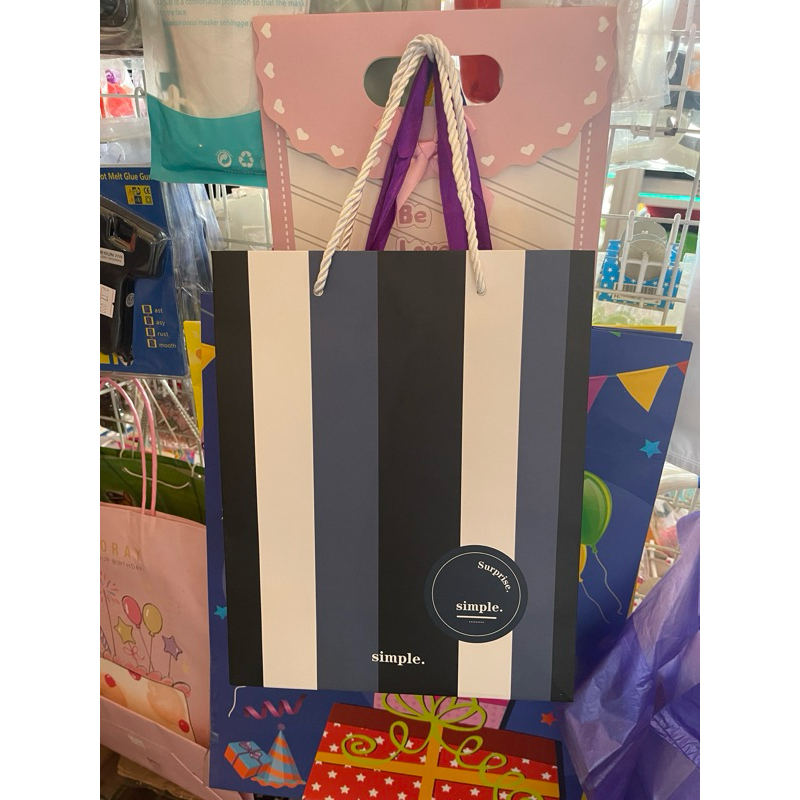 

Paper bag ukuran 24x19cm