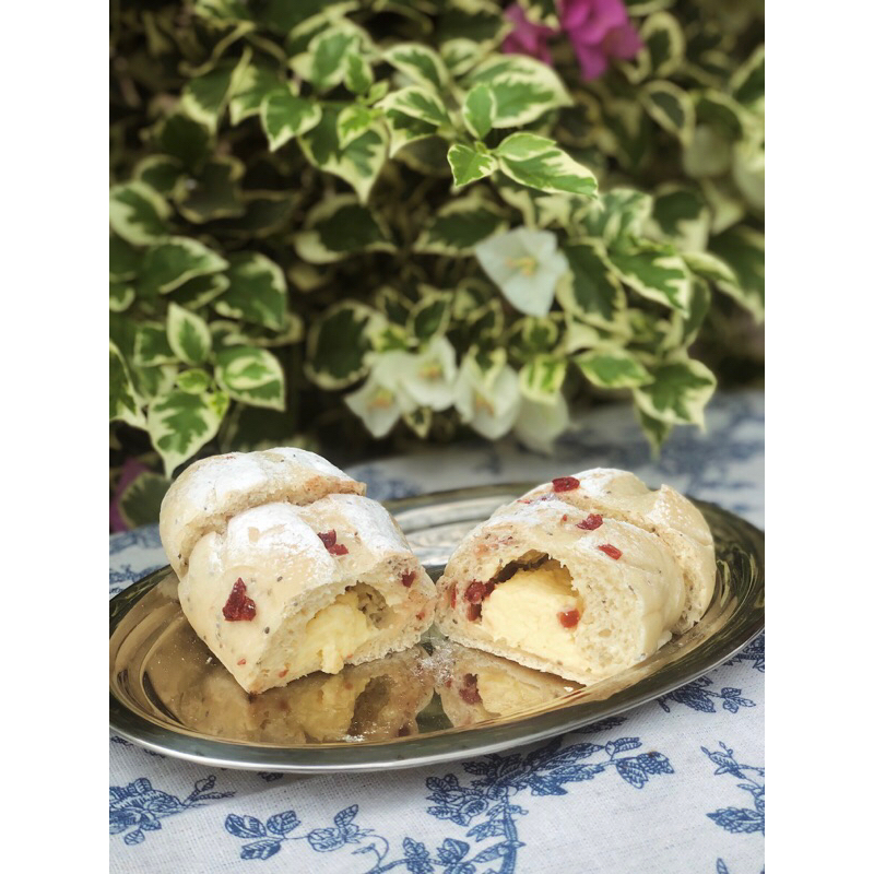 

Cranberry Cream Cheese Bread | Roti Cranberry Sourdough