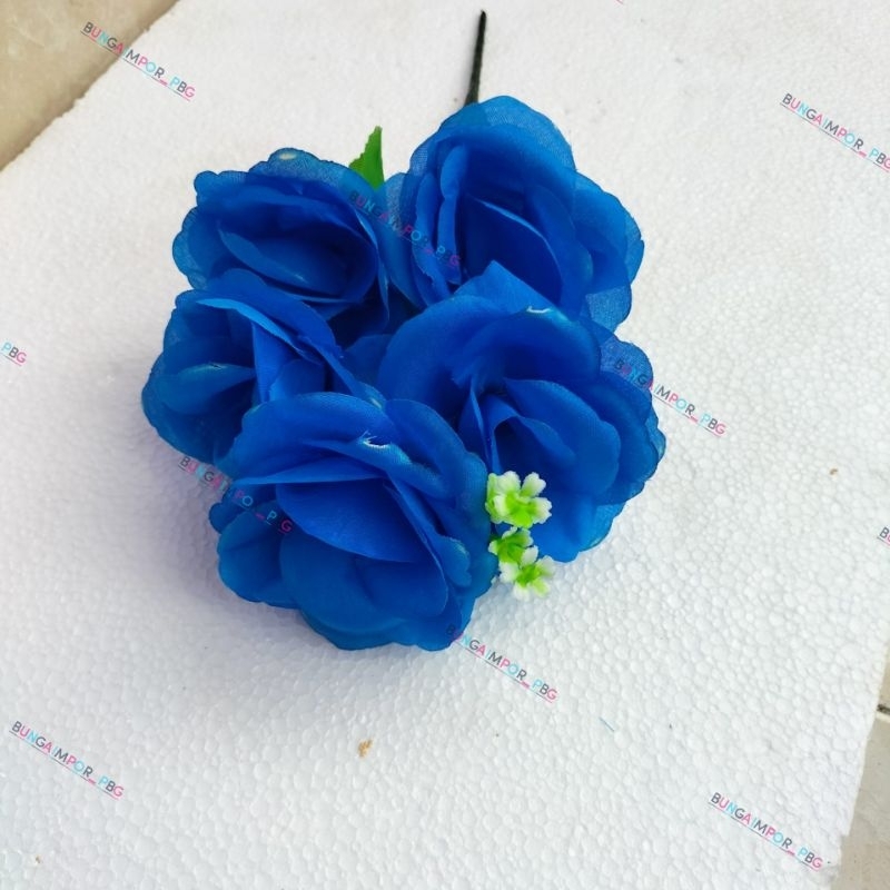 bunga mawar mekar artificial lusinan 12 tangkai warna BIRUTUA