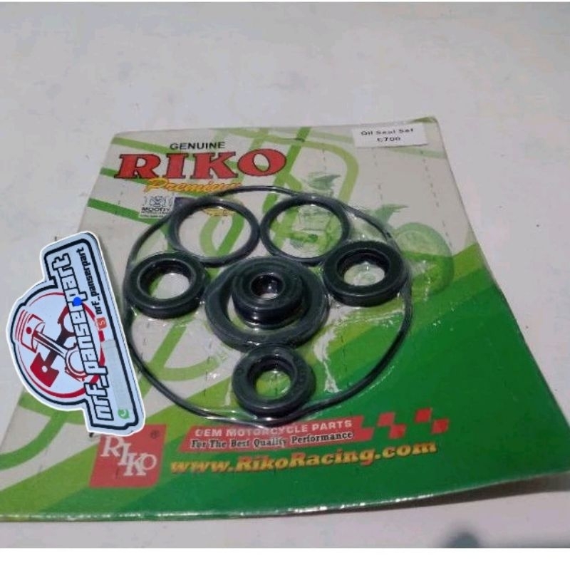 SIL MESIN SET C700/C70/C800//KARET SEAL KIT MESIN SET HONDA C700 C 700 C70 C800 SUPER CUP 700 800 C 