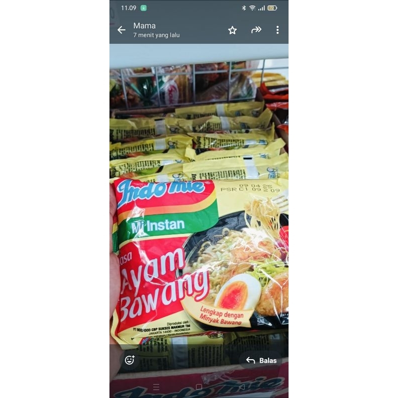 

Indomie ayam bawang kuah