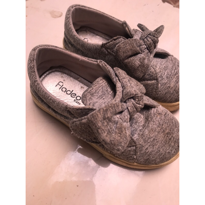 sepatu anak fladeo