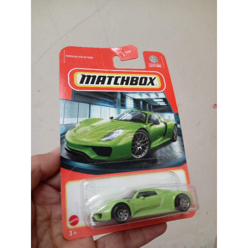 Matcbox porsche 918 spideer