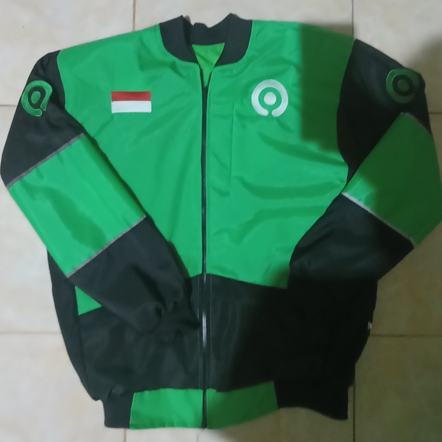 Jaket Bomber Bolak Balik 60J3K,6R3B