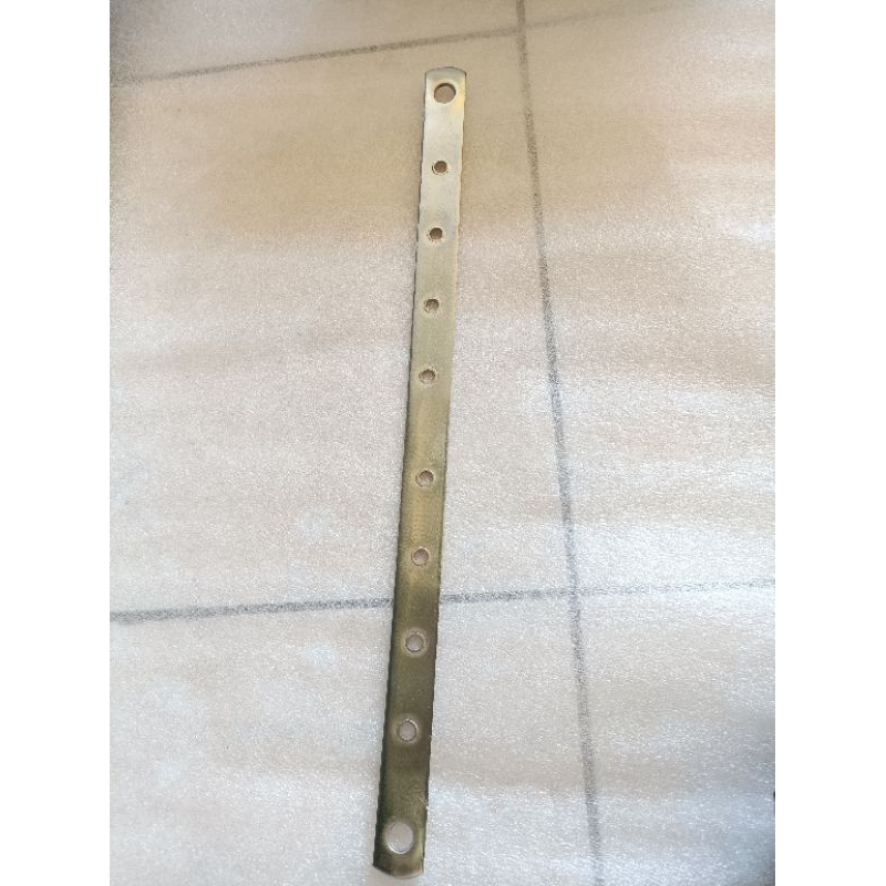 PENGGARIS BESI PANGKON KNALPOT RACING