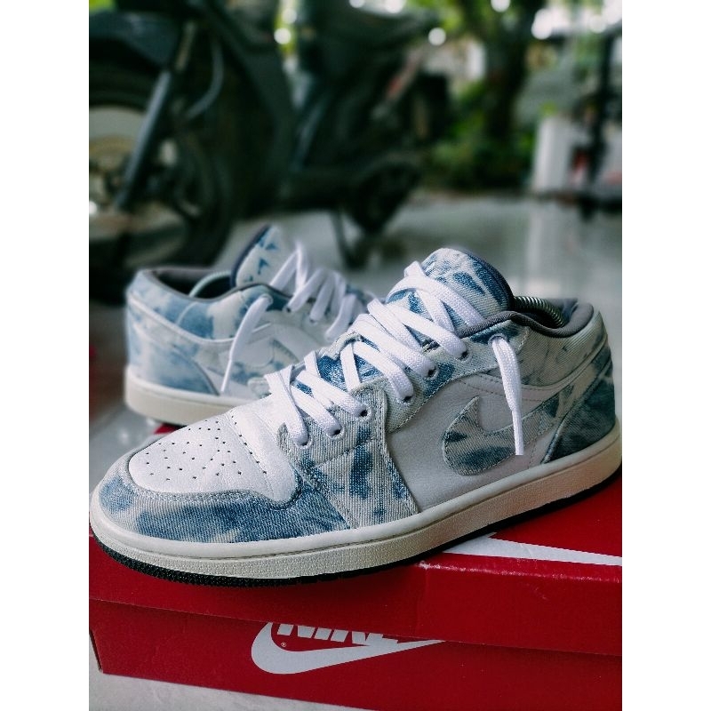 aj low washed denim