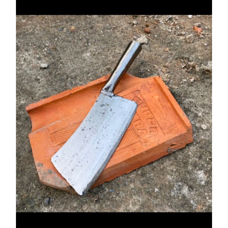 pisau potong daging dan tulang