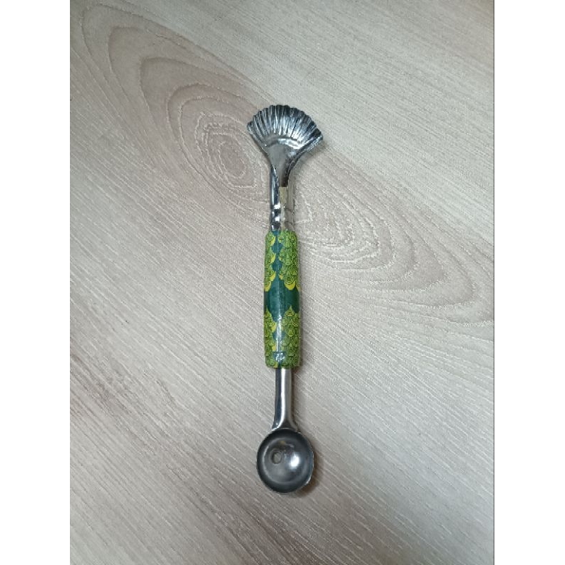 Kerukan Kelapa - Serutan Kelapa