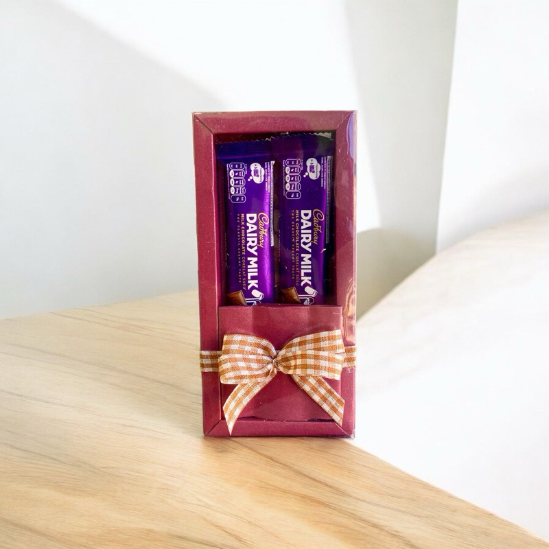 

Gift Box dairy milk cadbury hampers kotak coklat valentine wedding birthday