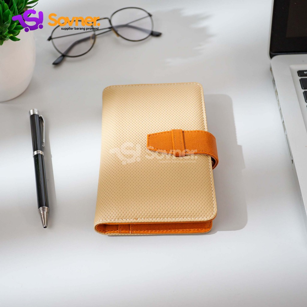 

Buku Agenda Catatan Kerja Meeting Planner NoteBook Notepad Diary Binder Cover Kulit A6 - HITAM-HITAM