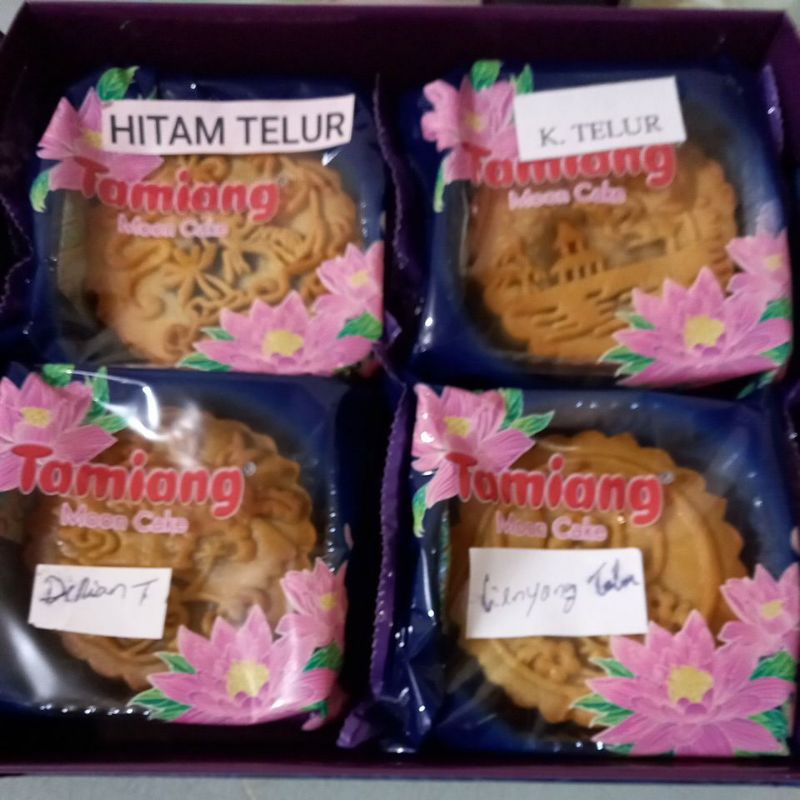 

TAMIANG MOON CAKE 4 RASA / 4 RASA TELUR