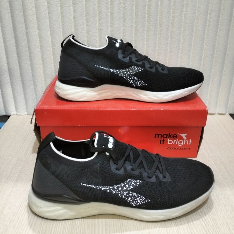 100% ORIGINAL DIADORA CURRADO DIAFI210408B FOR MEN