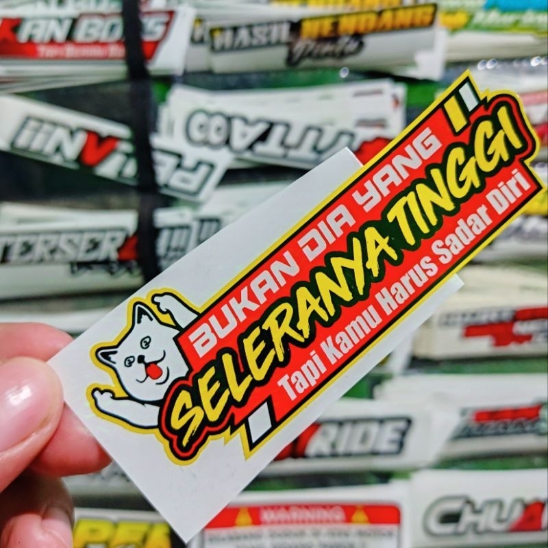 

stiker GLOSSY BUKAN DIA YANG SELERANYA TINGGI GLOSSY