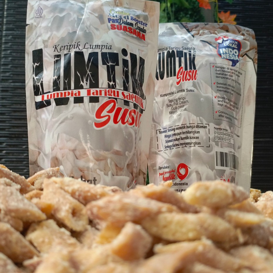 

Keripik Lumpia Lumtik Susu 120gr /Keripik kulit lumpia /sumpia susu /cemilan nikmat / snack susu