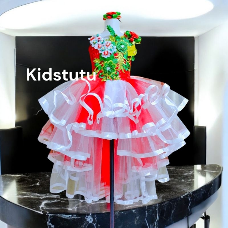 GAUN EKOR MERAH PUTIH ELEGAN