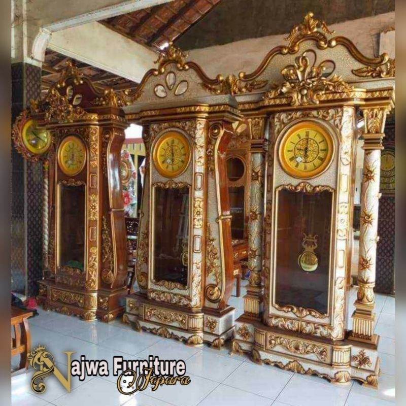 LEMARI JAM HIAS MEWAH ALMARI JAM UKIR MEWAH JAM DINDING BERBUNYI ALARM JAM HIAS PREMIUM