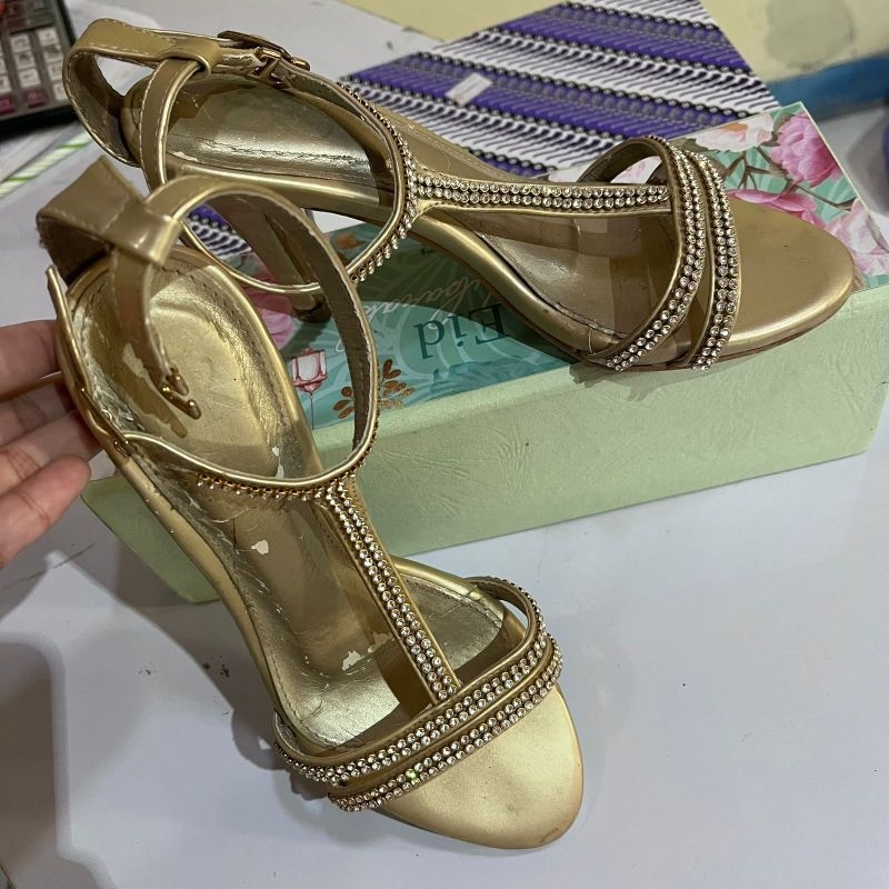 preloved heels yongki komaladi