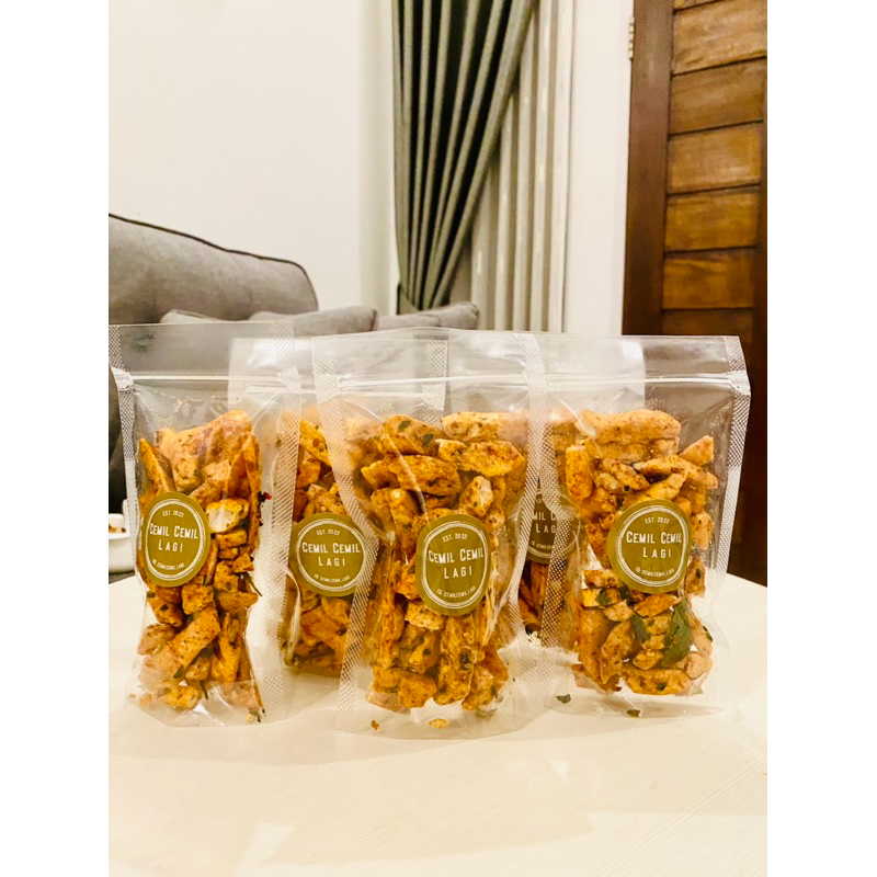 

Basreng Stick Pedas Daun Jeruk