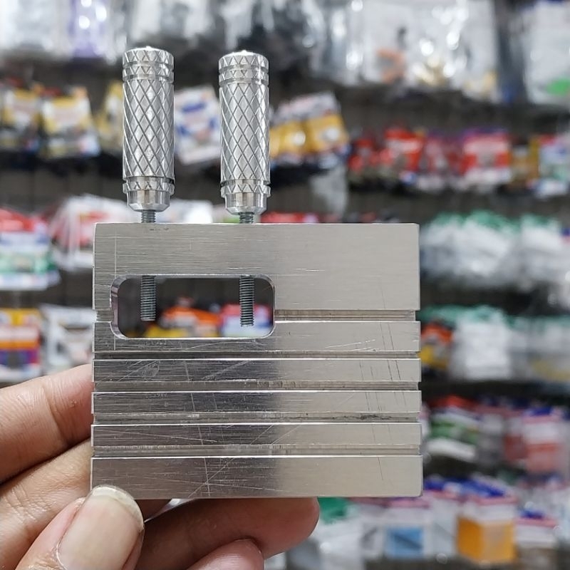 ALAT PELURUS AS TAMIYA / SHAFT CHECKER / ALAT TES KELURUSAN AS