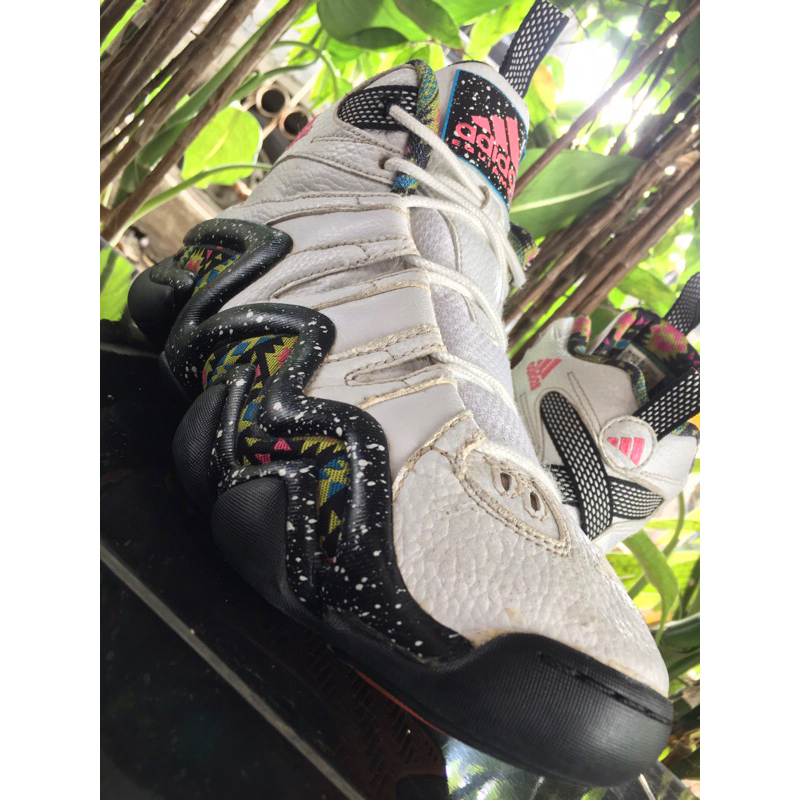 sepatu adidas crazy8 neon