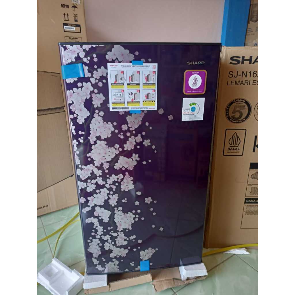 Kulkas 1 Pintu Sharp SJ-N162DVB/VR Lemari Es Motif Bunga Sakura (FREE ONGKIR PALEMBANG) + Bonus Lamp