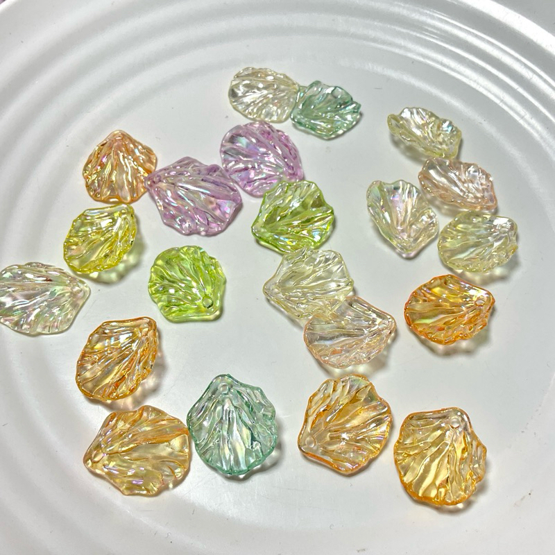 20 pcs manik kelopak kerang akrilik bening glossy hologram pelangi
