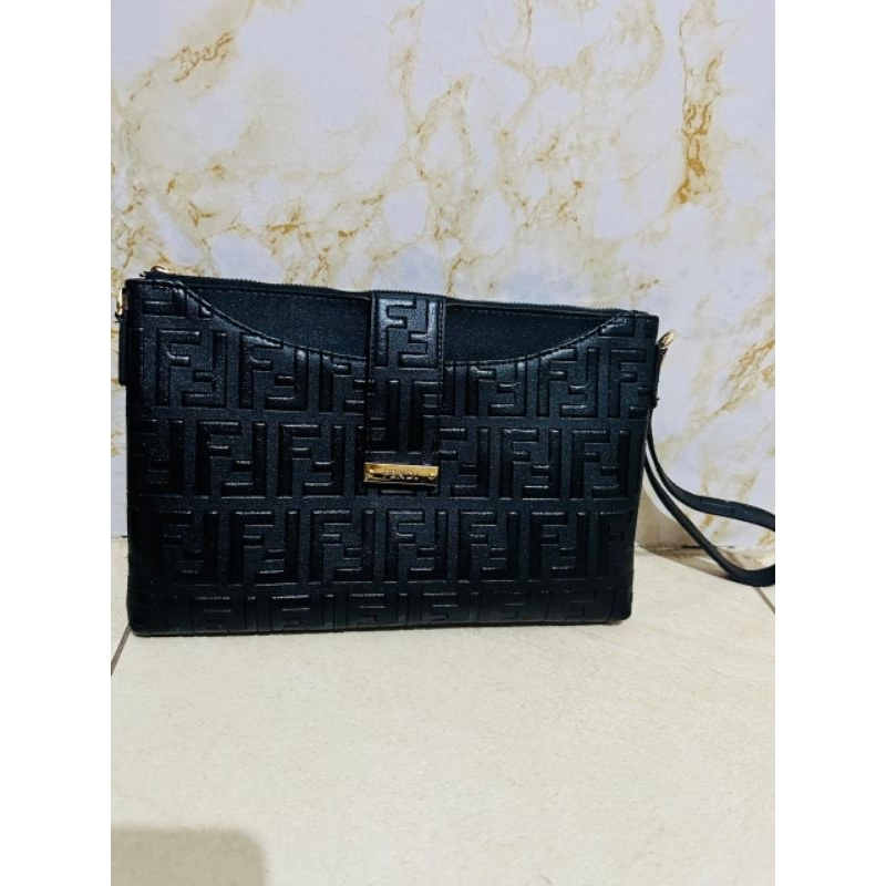 Clutch Fendi
