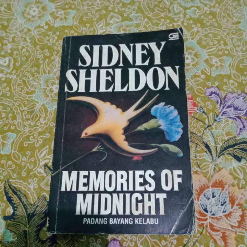 MEMORIES OF MIDNIGHT | PADANG BAYANG KELABU