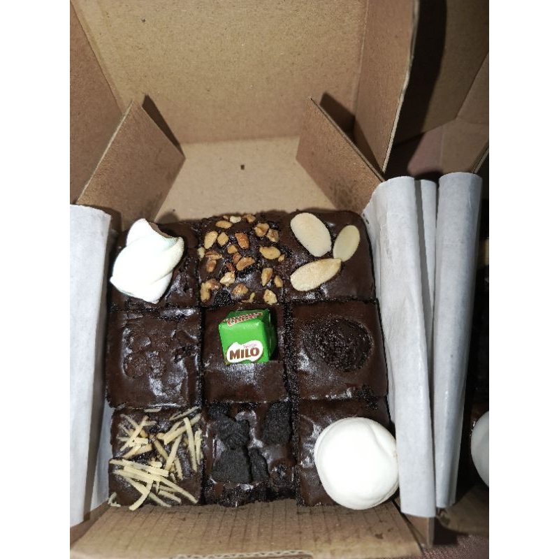 

mini brownies khusus LOYALTY CARD