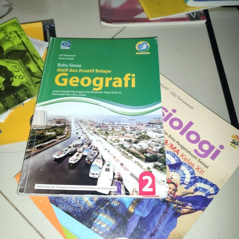 

Buku Pelajaran untuk SD, SMP, dan SMA bekas pakai