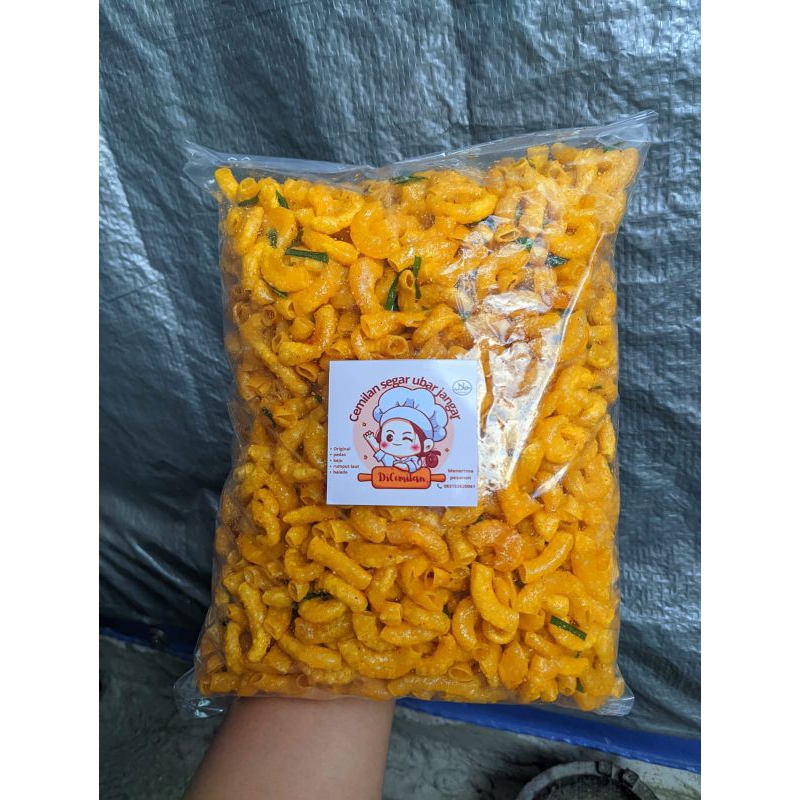 

makaroni daun jeruk original dan pedas 1kg
