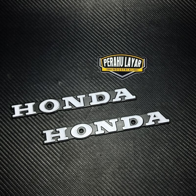 emblem tangki cb 125 honda kwalitas import / emblem stiker logo tangki motor model cb 125 cb125 tang
