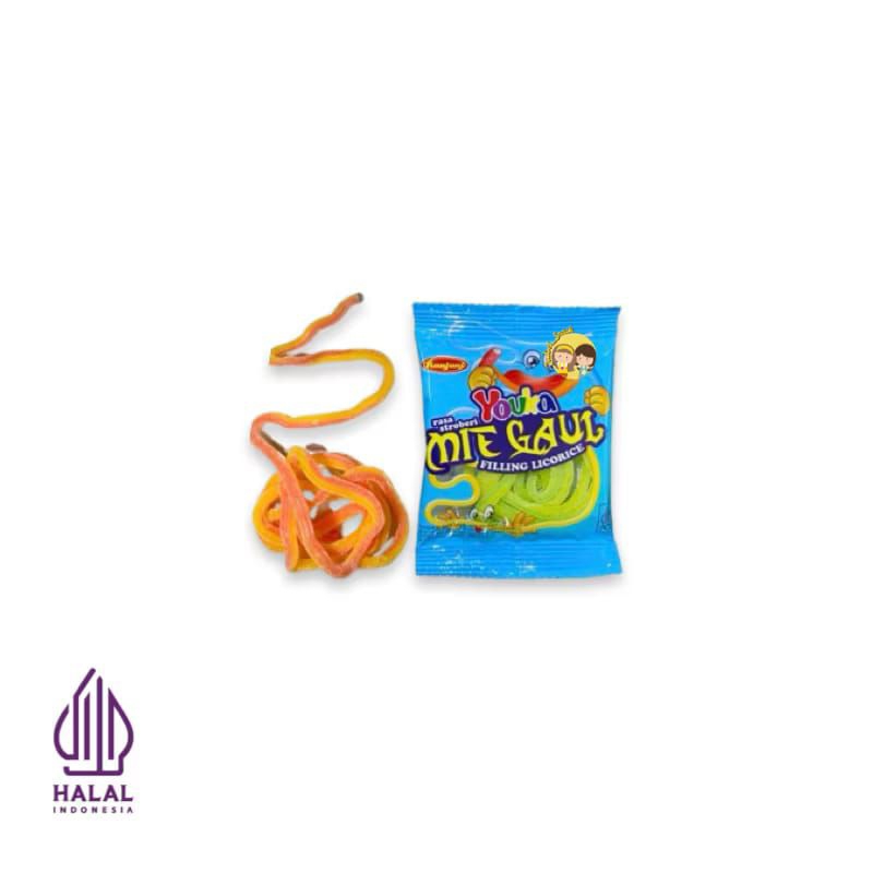 

Sekar_Shop07 Permen Lunak Youka Mie Gaul Filling Licorice Rasa Strawberry Box Isi 20 Pcs